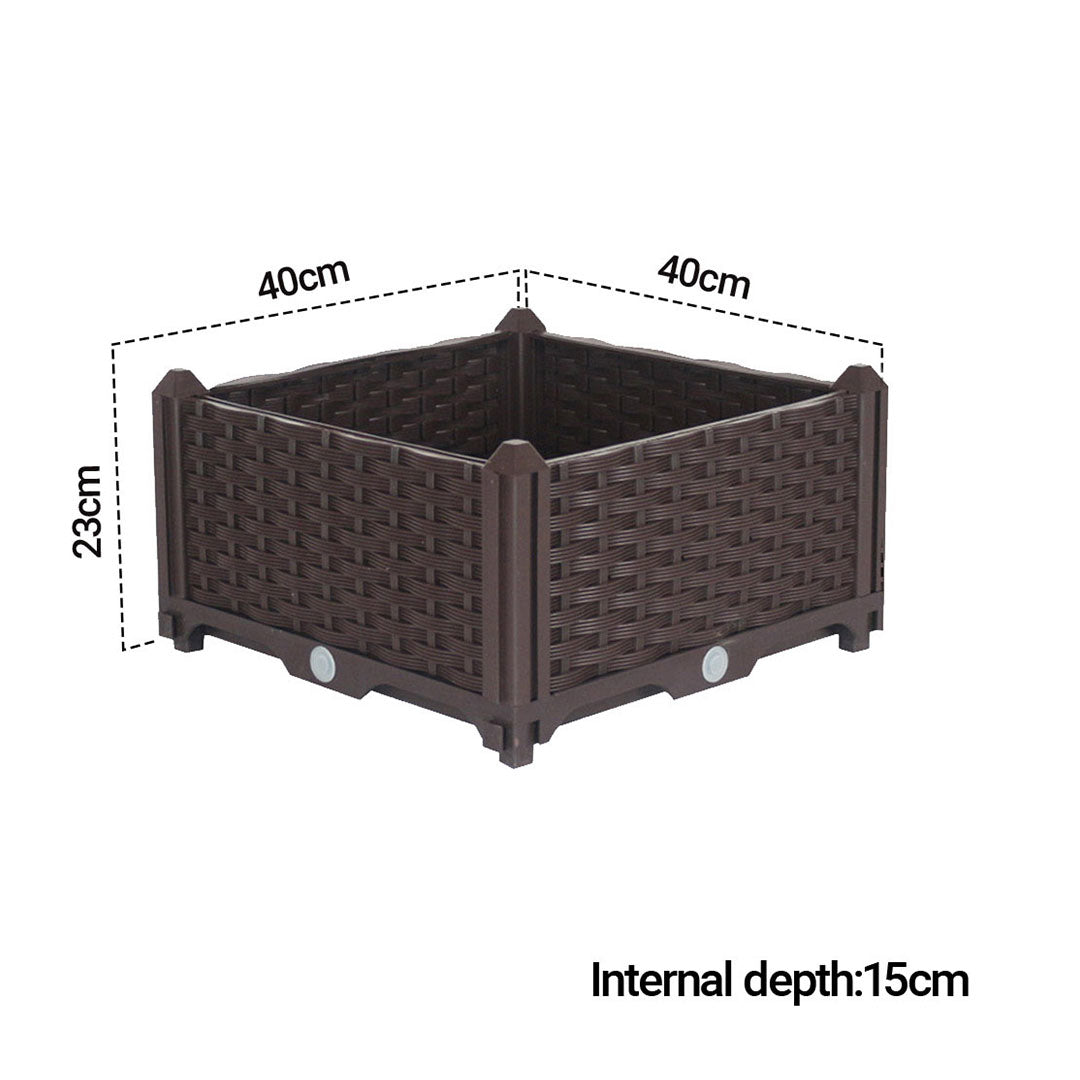 Raised veggie box dimensions: 40 x 40 x 23 cm, internal depth 15 cm